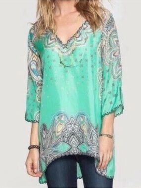 JOHNNY WAS 100% Silk Mint Green Paisley Tunic Top
